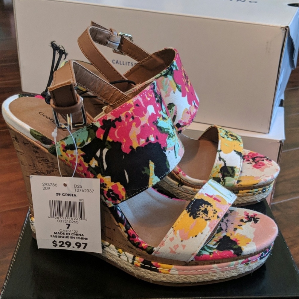 Floral Wedges